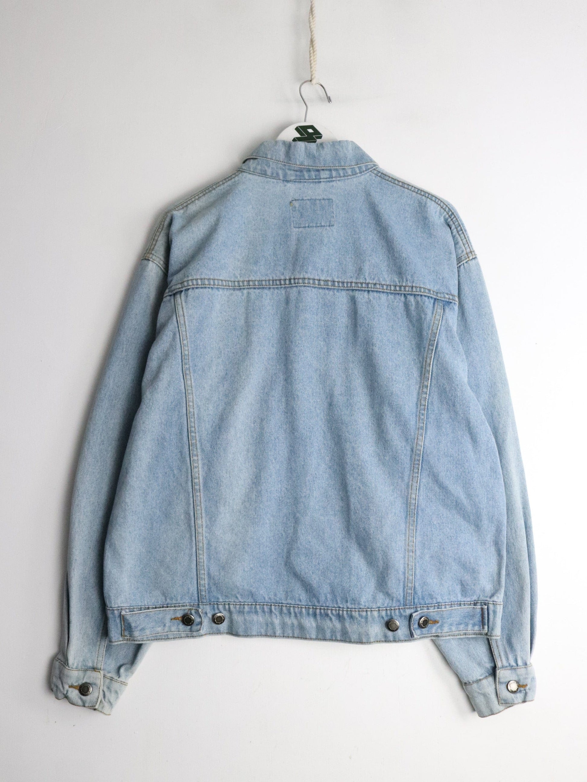 Wrangler Jacket Mens Medium Blue Denim Trucker from propervintagecanada