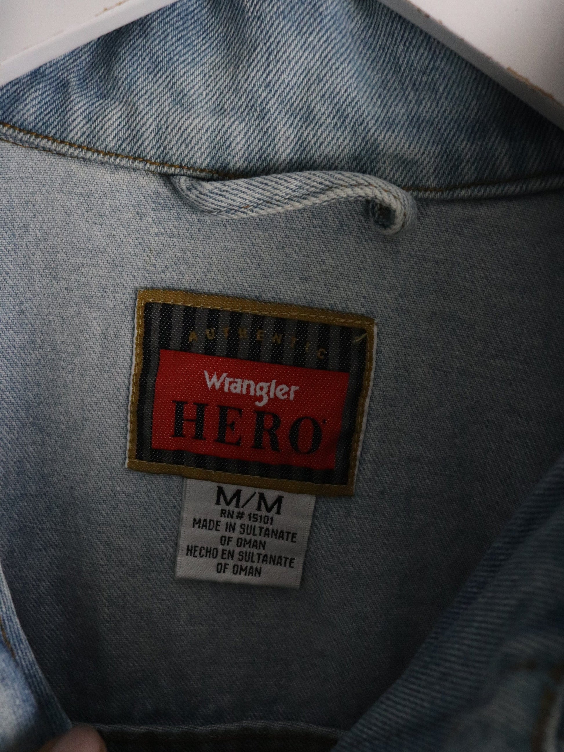 Wrangler Jacket Mens Medium Blue Denim Trucker from propervintagecanada