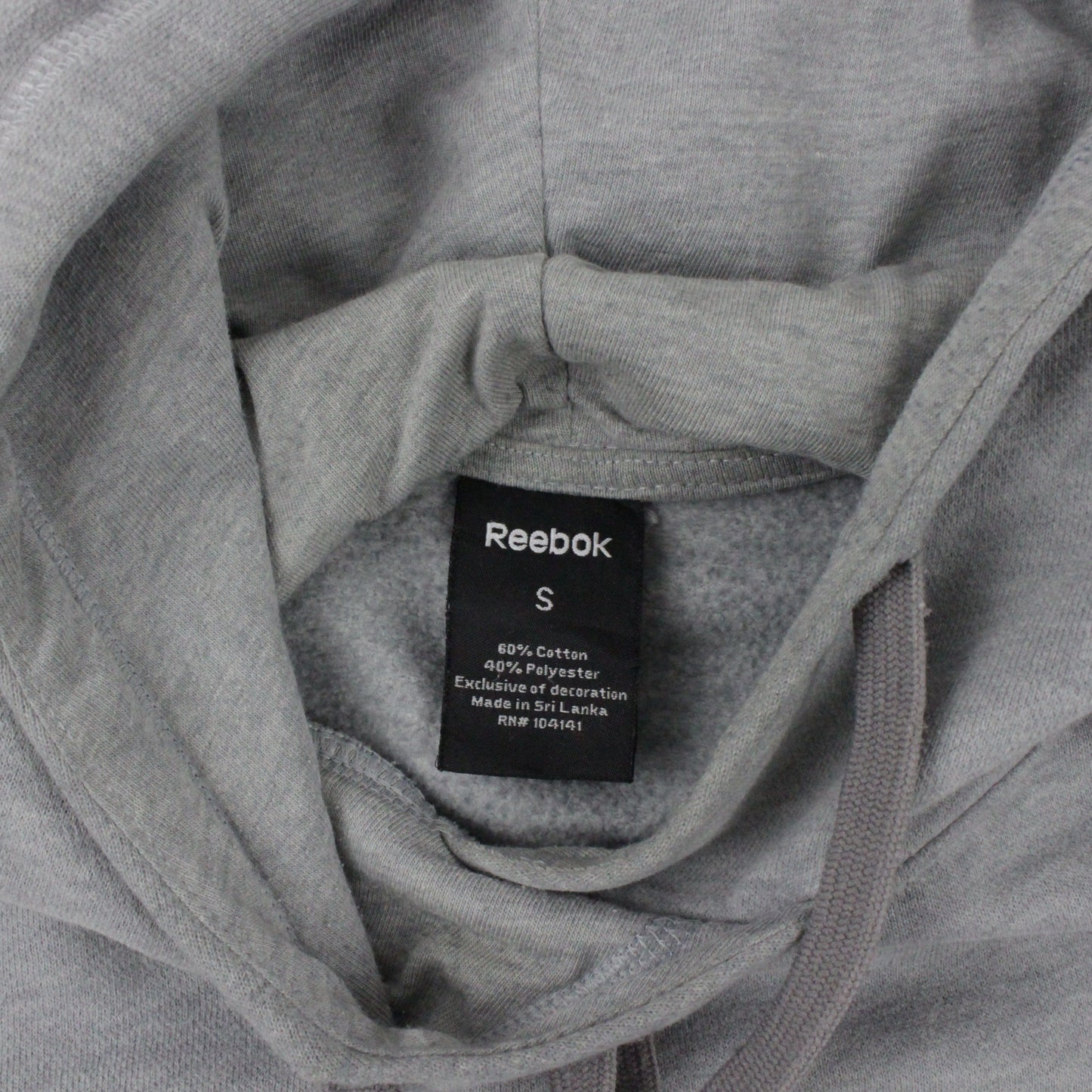 Reebok Hoodie Size Small from propervintagecanada