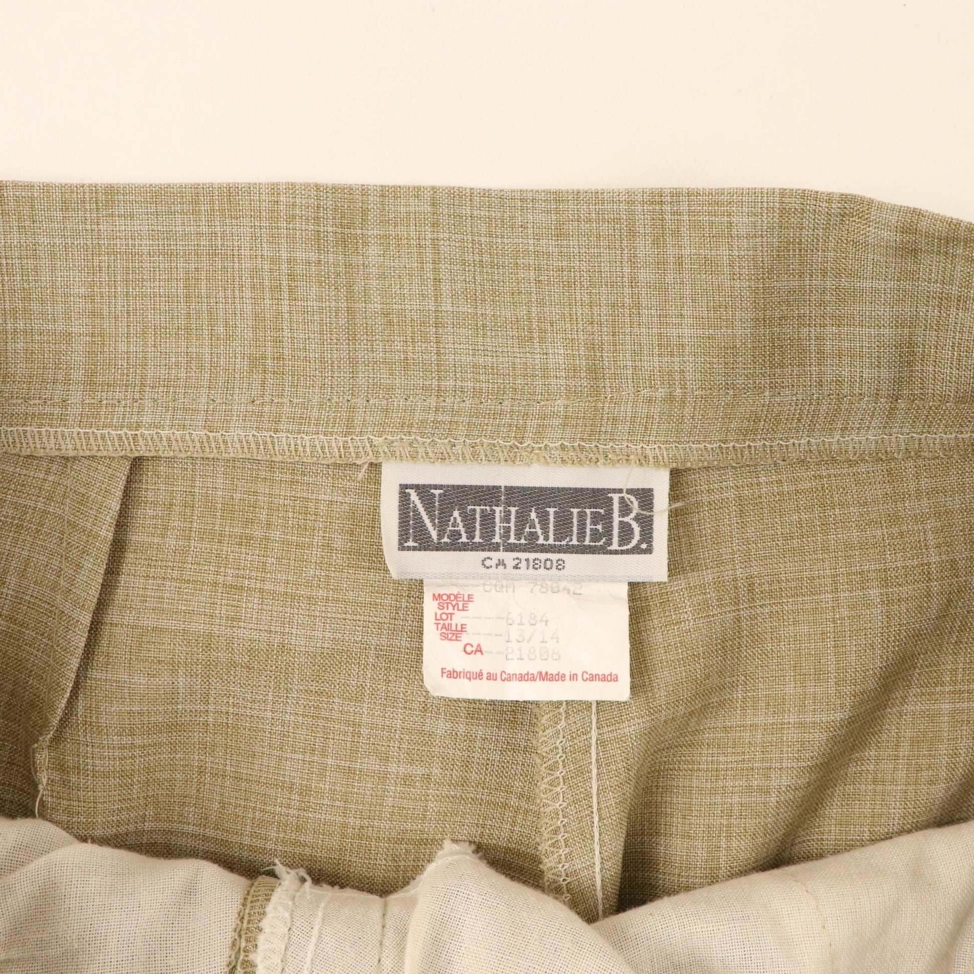 Vintage Nathalie B Pleated Pants Women's Size 13/14 (31 x 26) from propervintagecanada