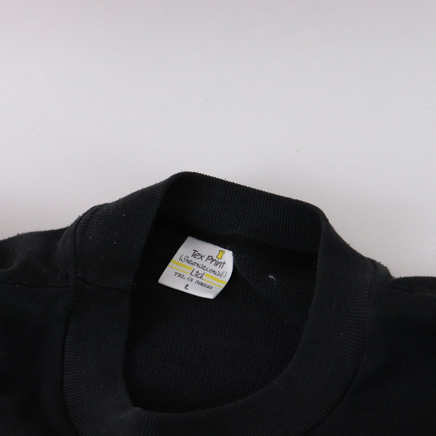 Vintage Village Inn Durcy Nelly's Ireland Sweatshirt Size L Fits S