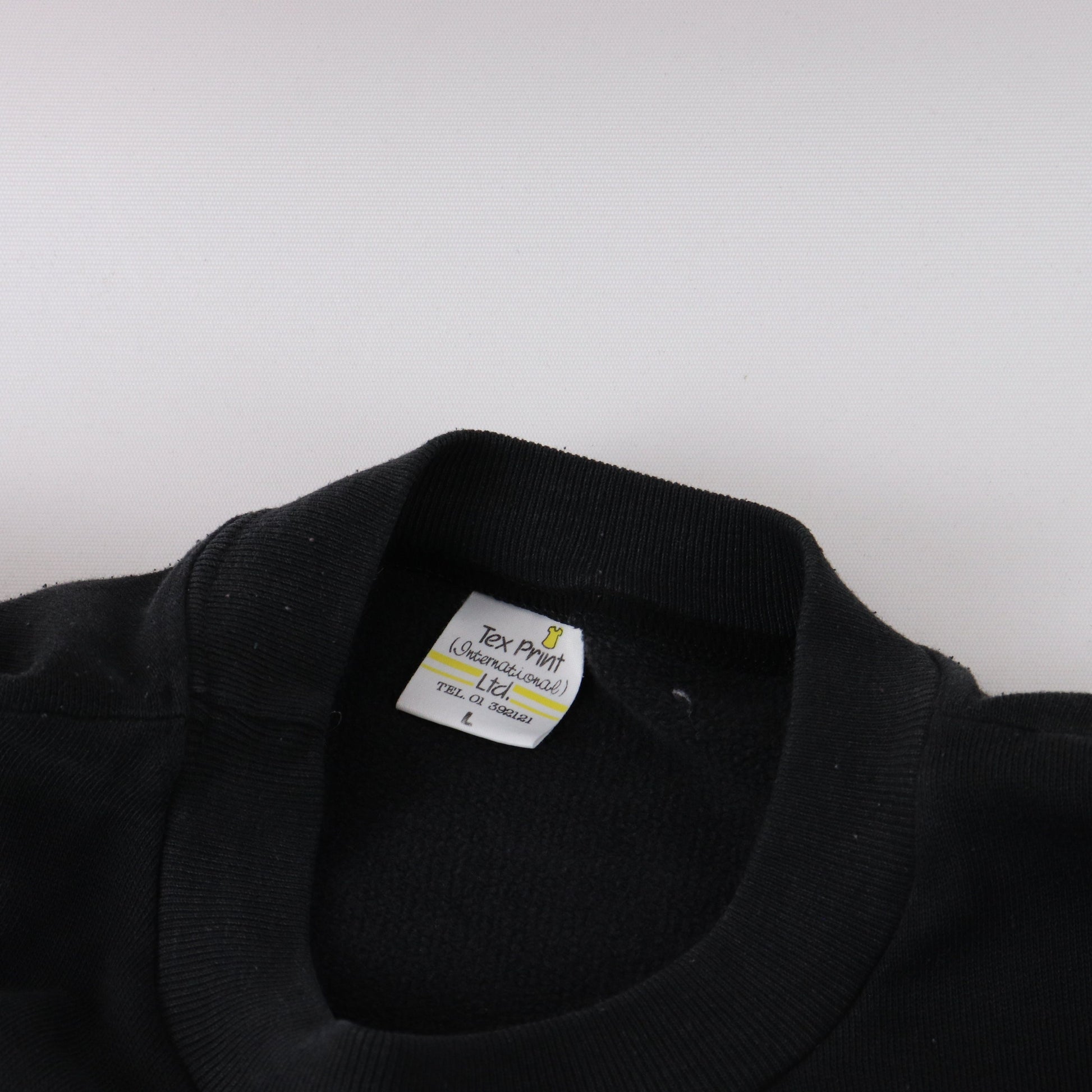 Vintage Village Inn Durcy Nelly's Ireland Sweatshirt Size L Fits S